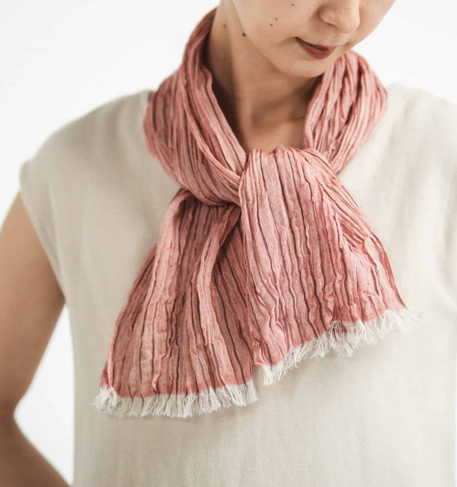 『KUSHU リネンコットンてぬぐいスカーフ』 カーマインレッド5